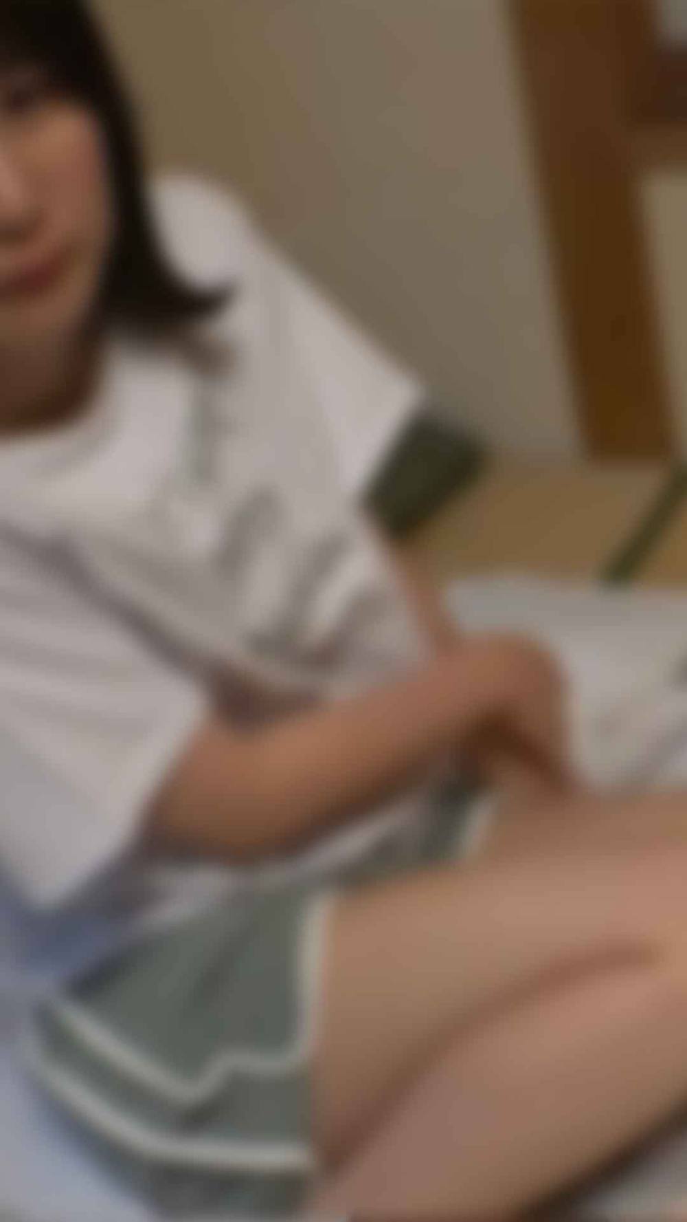 初めて膣とおちんぽのディープキスを経験した元教えゴ。18歳になったのでずっと狙ってた処女頂きました。