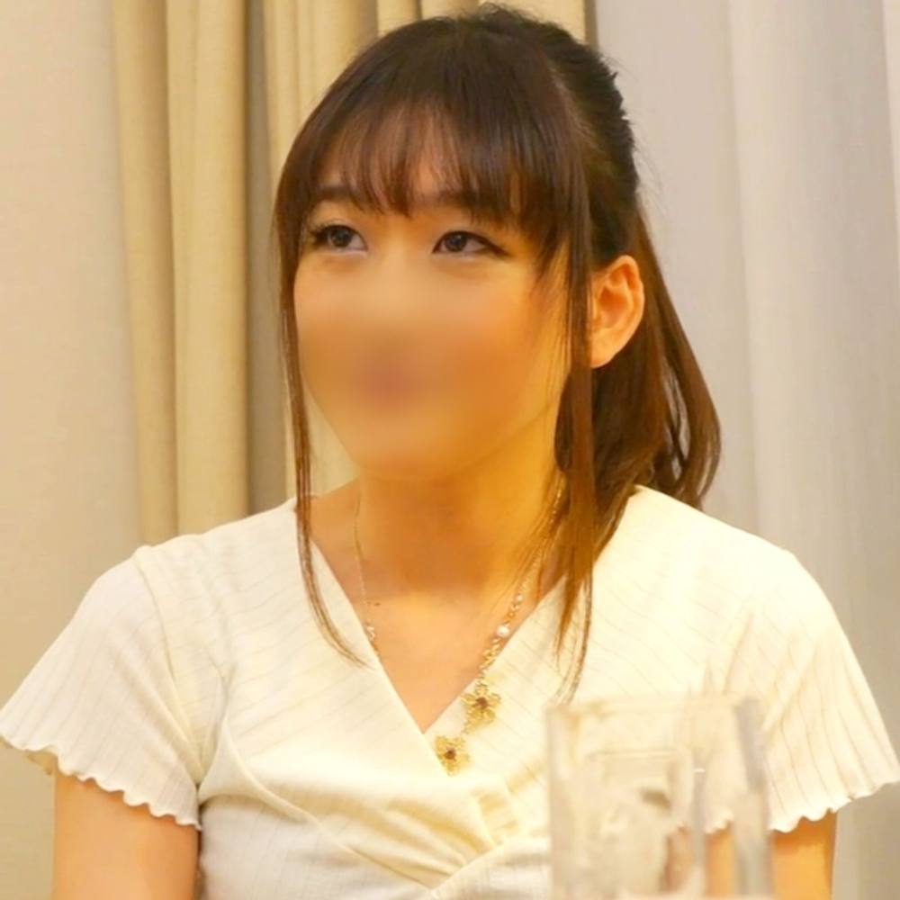 【不倫】純白・美ボディのアラサー人妻”ゆうなさん” 清純オーラとは裏腹にド変態で、痴女顔でフェラチオ→生ハメで既婚者忘却絶頂！