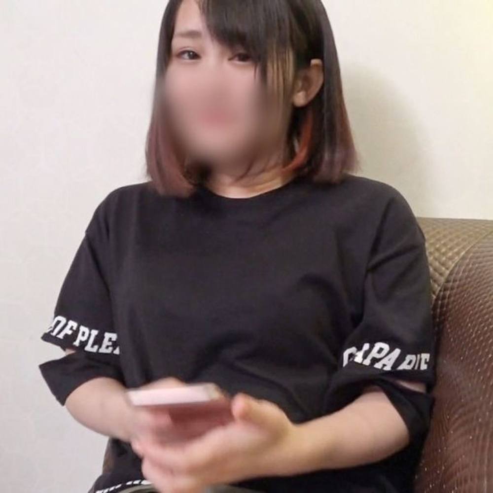 【素人／個撮】22歳バンギャっぽいアパレル店員のセフレちゃん。感度良好の敏感マ●コを激ピス中出しセックス。