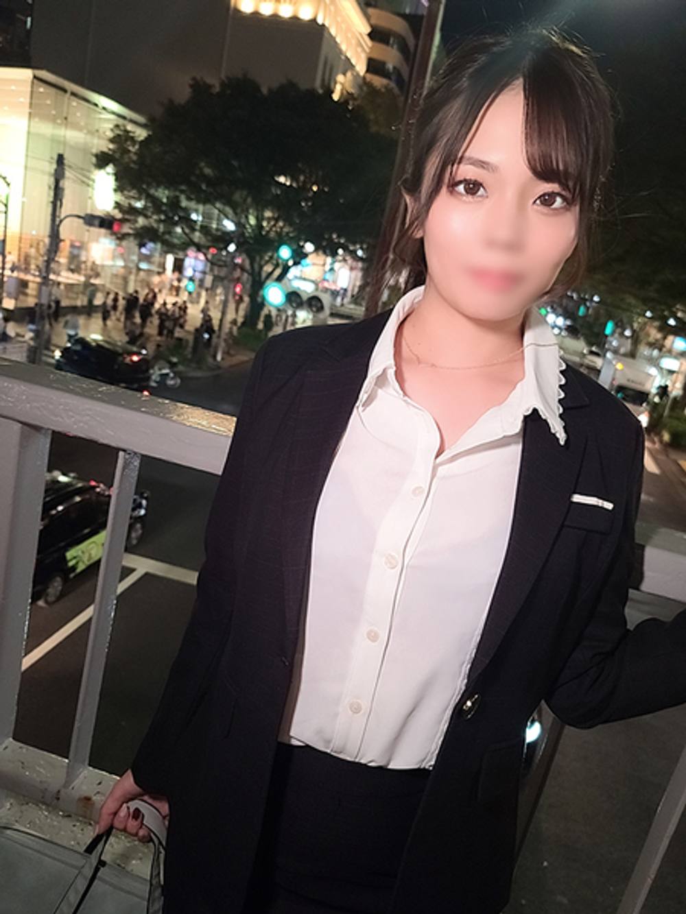 ※初回数量限定※★清楚系・ドスケベ受付嬢★ちーちゃん・29歳★肉棒だいちゅき「貪りフェラ」でおちんちんガッチガチ【中出し＆顔射】