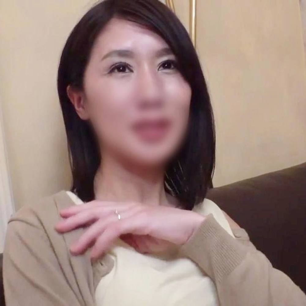 【中出し】押しに弱そうなところも征服欲をそそられる上品熟女（46）◆3年ぶりのSEXで眠っていた性欲が湧き上がりイキ狂い！膣内射精！