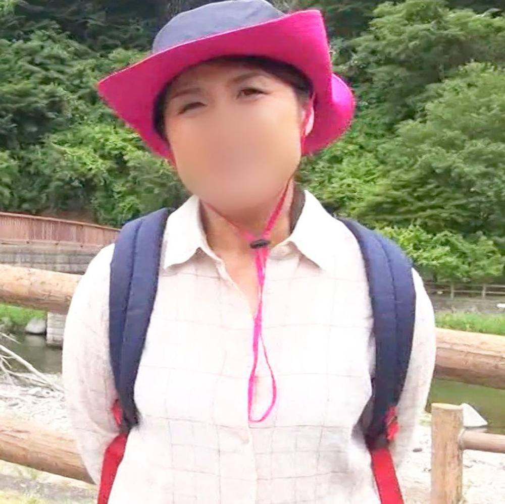 【個撮】登山が趣味の素朴な専業主婦(52歳) 電ママッサージで発情→無避妊セックスで久々に膣イキして満足していただきました