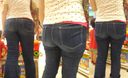 A young mom with a big ass who stuffs her ass meat so much that her jeans are about to tear ...