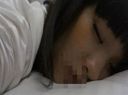 【Daughter's friend】Koharu sleeps without knowing it・・・ A friend at the hotel. (with extra)