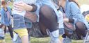 豐滿的年輕媽媽從側面偷看莫科利三角洲和黑色內褲！ ！！