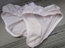 [Mischief] The panties that the beautiful senior of the company wore during the training were dirty and smelled like a ...