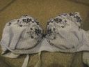 [Mischief] The bra worn by my wife's friend who came to stay was a D cup big bra ...
