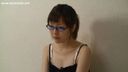 Petan daughter with small breasts.　Small breasts masturbation of a beautiful woman with small breasts glasses! [Full HD]