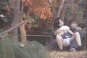 【푸른 강간 현장에서 개인 촬영】숲에서 야외에서 놀고 있는 커플! 배짱 숨겨진 촬영 성공!
