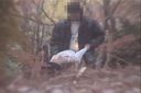 【Personal shooting at the scene of blue rape】Couple playing outdoors in the forest! Gutsy hidden shooting success!