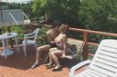 [Amateur personal shooting hidden camera] Men and women flirting on pool benches! Too defenseless! Bikini gals with erotic bodies!
