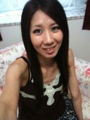 【High image quality】Beautiful JD with small masturbates♪ quietly at home