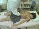 [Erotic massage] A school girl in pure white panties feels slippery!