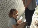 【Video】 [Oral ejaculation] Anna pulling out a in the shadow of a public toilet