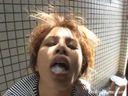 【Video】 [Oral ejaculation] Anna pulling out a in the shadow of a public toilet