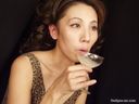 [Image zip] 【Swallowing】Yoko drinking down 5 shots of semen accumulated in a glass