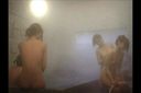 [Treasure] [**] A training camp full of women**! The gal's bathing scene in the first 6 minutes is erotic! A gal similar to Suzu ○ Sasato ○ Mekosuji is Mekosuji!