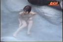 【**】 【Bath】Complete open-air bath in Tohoku**! Mature woman in the open-air bath for 1 minute to start! Looks exactly like the popular voice actress Park ○ Mi!
