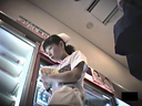 《**》Nurse panchira ♡ at a convenience store in the hospital