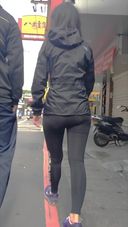 【Taiwan】5 people Soft whip butt & transparent bread over ~ erotic butt is also intense!