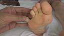 《Foot Fetish》The soles of the feet of the older sister wearing sandals FULL HD 1920X1080