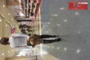 [0202] service for half-naked walking in a shopping mall! Erotic aura hamper no rental young wife