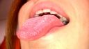 [Tongue / saliva fetish] Super beautiful sister gal Nao (26) Bello close-up & finger licking & velo out ice cream licking masturbation [amateur]