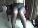 【A must-see for pantyhose maniacs】 OL Kanako 22 years old Taste plenty of peach ass and beautiful legs while tearing black pantyhose! [ZPY001-8]