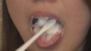 【Selfie】22 years old, college student, brushing teeth [Uncut]