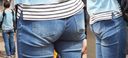 妻子清楚地突出了牛仔褲美臀上的勻稱臀部線條！ ！！