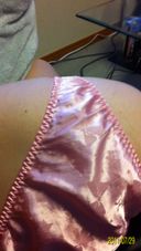 A must see!! Seductive pink panties [It's funny if you have to stand with this!] 】