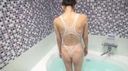 【個人拍攝】40多歲家庭主婦的性寵物生活 穿著競技泳裝洗澡自慰【原創】
