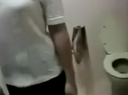【個人拍攝】無盡情侶真實錄影！ 車站廁所氣喘吁吁，漏水☆彡聲傳給阿海頭髮
