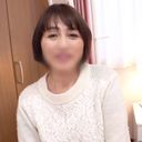 《熟女》自宅で浮気SEX◆単身赴任の旦那を持つ品のある54歳熟女◆経験人数は旦那さんを含めて3人◆ムッチリBODYを震わせイキ狂う！