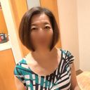 【人妻／熟女】53歳茶髪ショートヘアの清楚奥さん。性欲溢れる熟女ボディ疼かせ淫れるハメ撮りセックス。