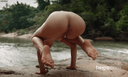 【Uncensored】Slender Beauty Nude Yoga That Unites with Nature