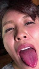 [Vertical video] Fetish queen's face leap ☆ This is the queen's saliva! Moe(12) FETK00463