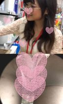 [Clerk's boob panchira (4)] Onee-san is fully visible! !! Super beautiful clerk like an idol