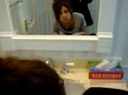 Moe Kyun Gal的舔舐，背部和面部淋浴和清潔工作可能剛剛滿20歲！