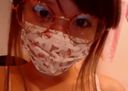 【Live Chat】 [None] A beautiful girl with brown hair with slender de M in glasses delivers masturbation according to the listener's instructions!
