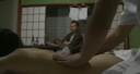 A perverted couple who come to the hot spring and let the masseuse hold their wife and serve them with alcohol! !!