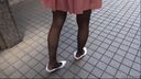 Woman walking on heels Walking with pumps, loafers and sneakers stomping kakato