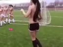 [Naked Soccer] A perverted exposure work in which many Western sportswomen enjoy playing soccer outdoors all naked!