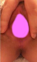 Amateur who teases the huge clitoris by himself [Big]