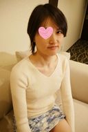 Gonzo with a 36-year-old slender beautiful married woman! Let me be a maid and serve you raw saddle vaginal shot! !! 【High image quality】