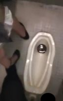 【Vaginal Ejaculation】Gonzo in the toilet between overtime