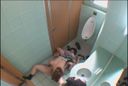 In the women's restroom of the bar, pretend to care for a drunken woman and raw! !! Part 4