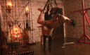 A radical queen whips and trains an M man tied to the SM room! !!
