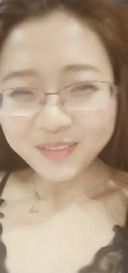 這是一段智慧手機個人的業餘視頻，值得與台灣眼鏡女人一起看，她暈得很厲害！