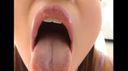 【Deep throating】Girl licking the glans of a in the back of her mouth